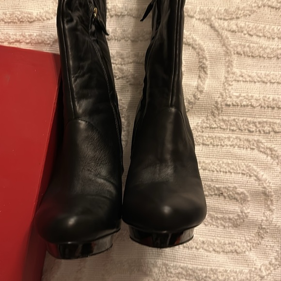 Charles Jourdan high heel leather boots - Picture 5 of 10